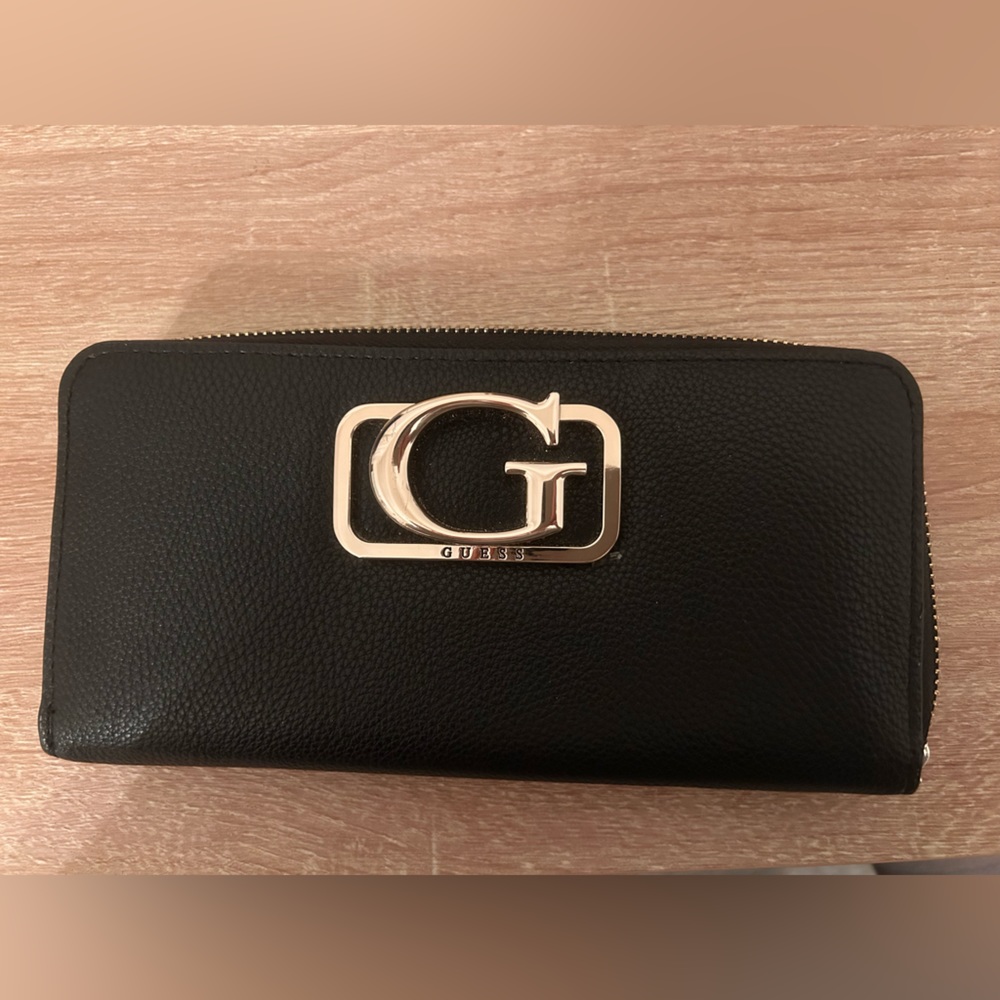 Guess Leather Wallet